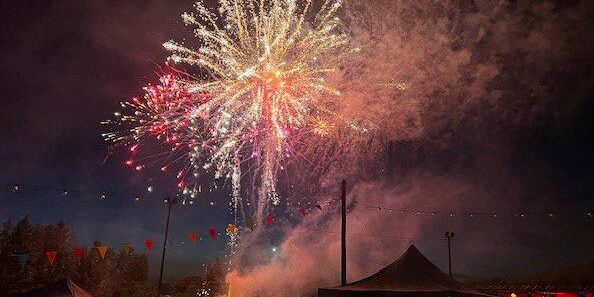Irvillac fete de la music fireworks